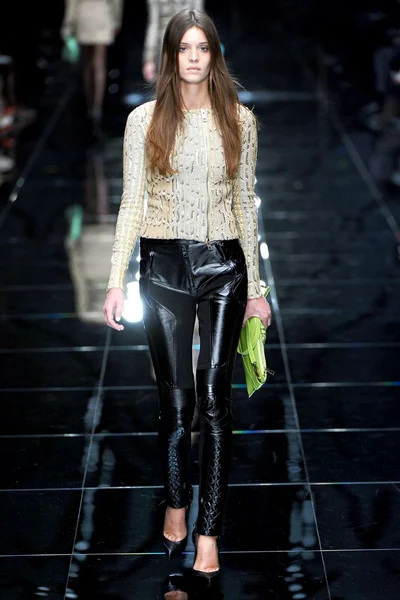 Look 36